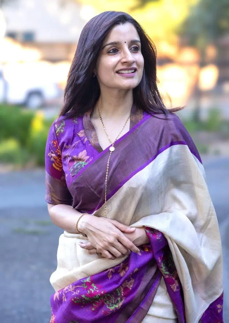 MG 477 Linen Digital Printed Daily Wear Saree Wholesale Online
